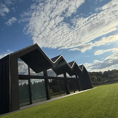 Lovnatura - Z Jacuzzi & Sauna Διαμέρισμα Staniszow